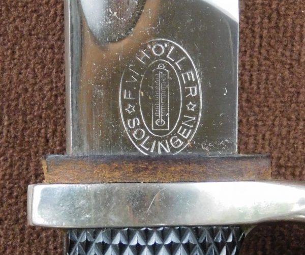 Double-Etched Bayonet by F.W. Höller (#30282)