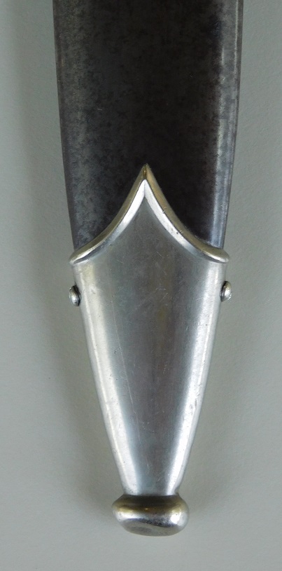 Early SS Dagger w/Vertical Hanger (#30319)