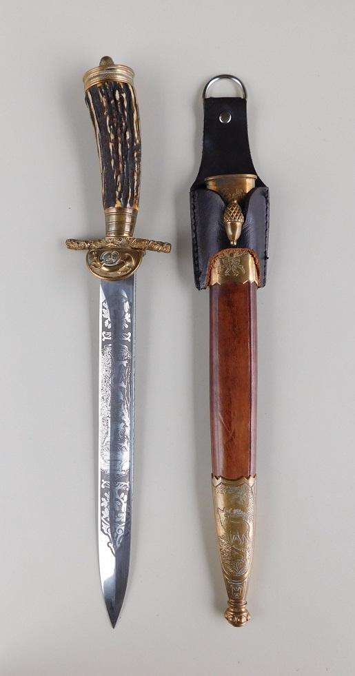 Extremely Rare Early Hunting Dagger (#30466)