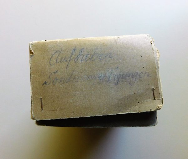 Rare Eickhorn Factory Box of 2nd Model Luftwaffe Test Grips (#30620)