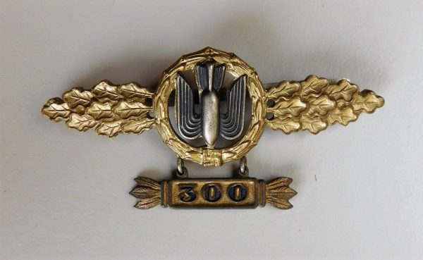 Gold Bomber Operational Flying Clasp w/300 Numbered Pendant (#30646)