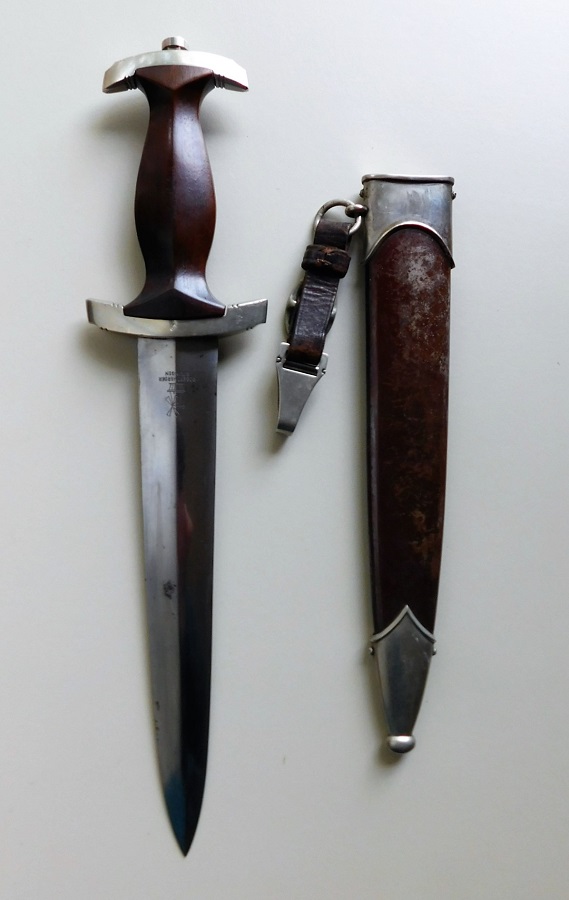 Rare Early SA Dagger with Hanger (#30698)