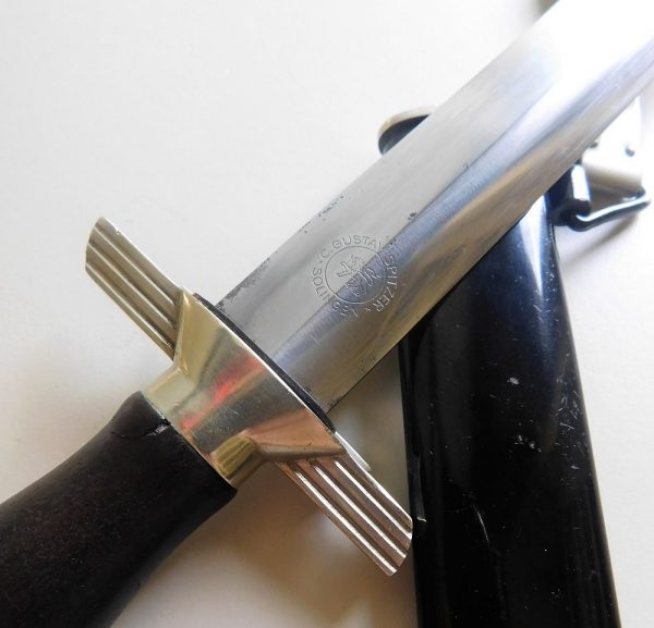1st Model RLB EM Dagger (#30713)