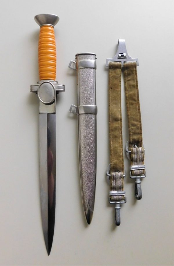 Red Cross Officer’s Dagger with Hangers (#30771)