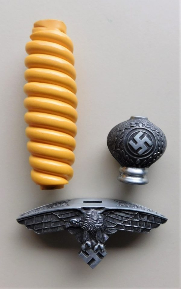 Set of 2nd Model Luftwaffe Dagger Hilt Parts (#30870)
