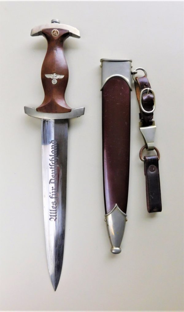 Early SA Dagger by Scarce Maker w/Hanger & Belt Loop (#30940)