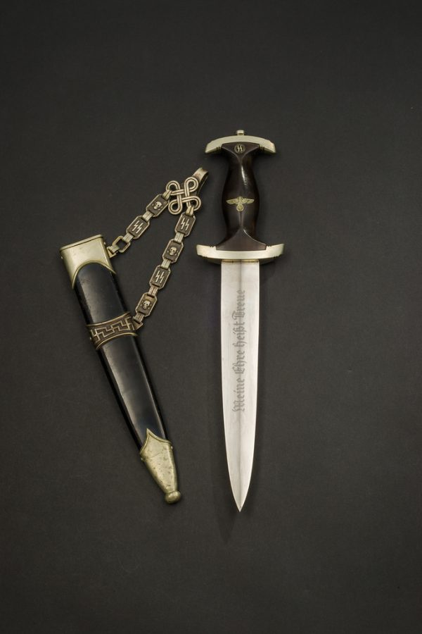 Model 1936 “Chained” SS Dagger (#50069)  