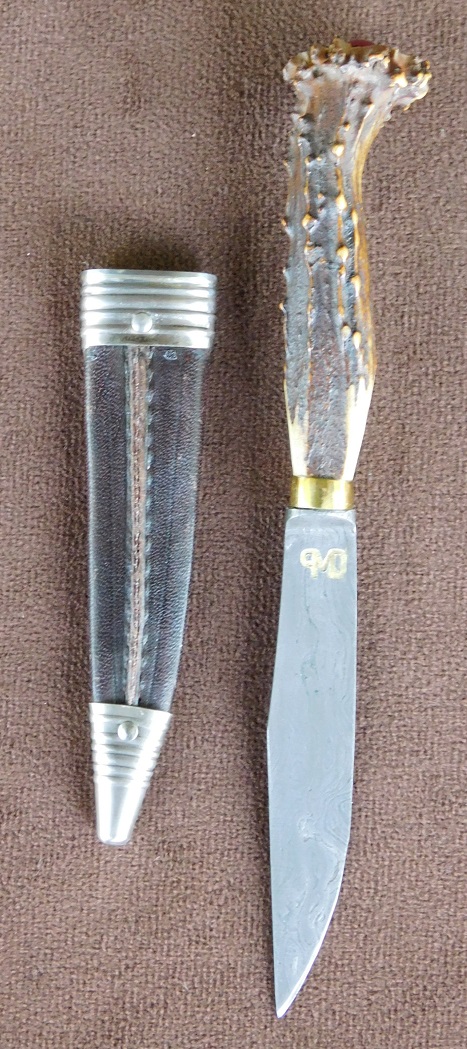 Stag Gripped Miniature Hunting Knife with Genuine Damast Blade (#29988)